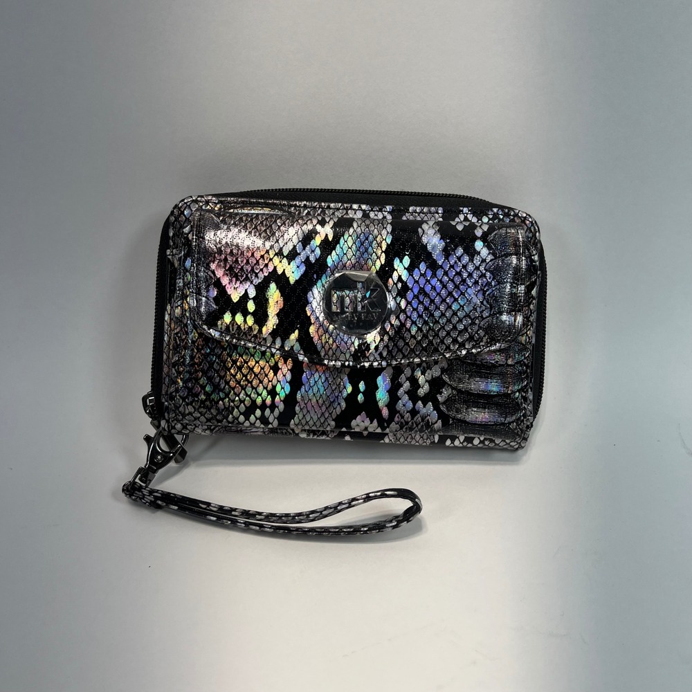 Mary Kay Holographic Iridescent Snakeskin Print Wristlet Wallet Blue Interior
